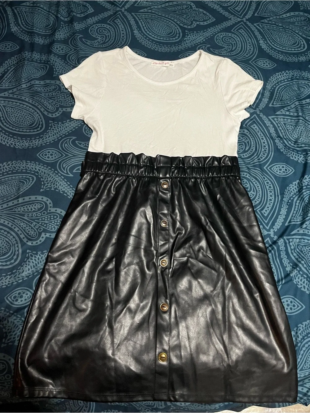 Girls dress